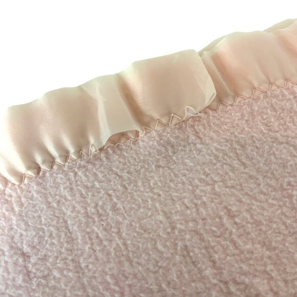 Vintage Acrylic Pink Baby Blanket With Bunny & Giraffe Design Satin Trim - Picture 6 of 7